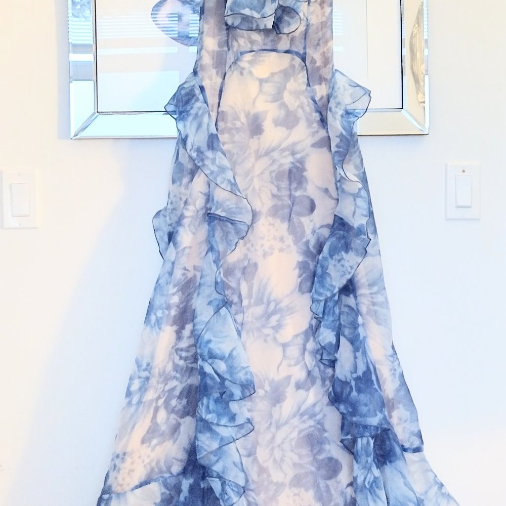 Brand Name Unknown- Goddess Voulant Dress - Picture 15 of 16